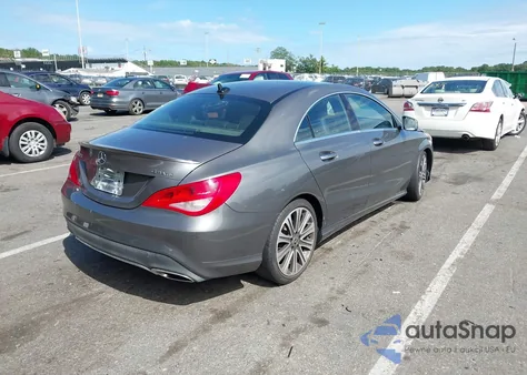 2018 Mercedes-Benz Cla 250 4Matic z USA, uszkodzony, nr VIN WDDSJ4GB0JN632169